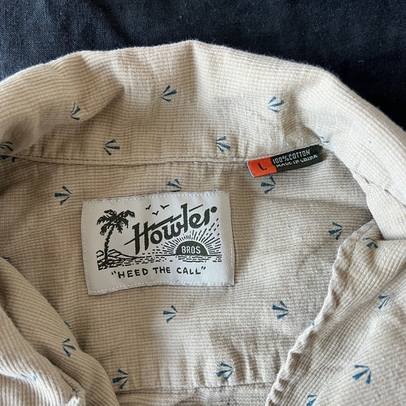 Howler shirt - Picture 3 of 3